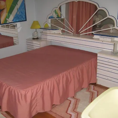 ホテル レジデンシャル ノッソ ラール 2*